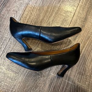 Earthies Heels